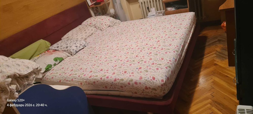 Продавам Спалня TED VENICE