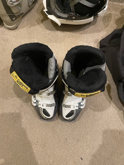 Clapari ski salmon divine sport