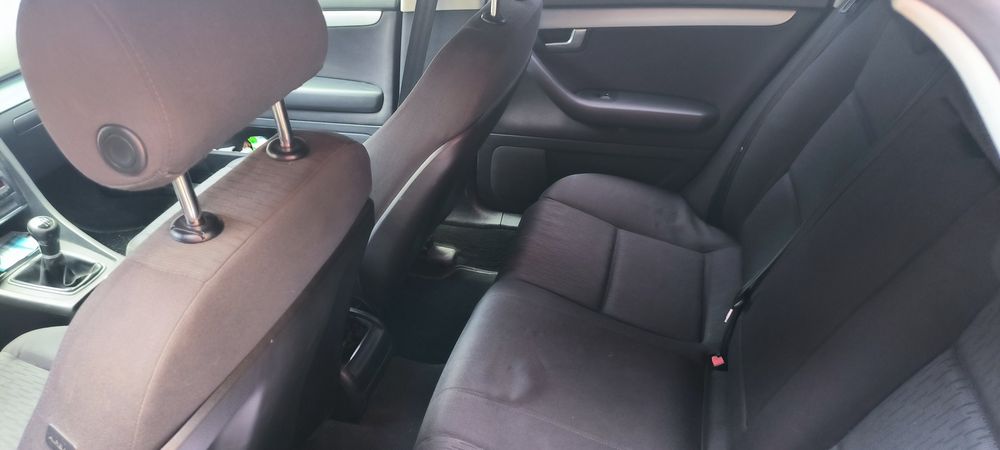 Vând Audi A4  b7