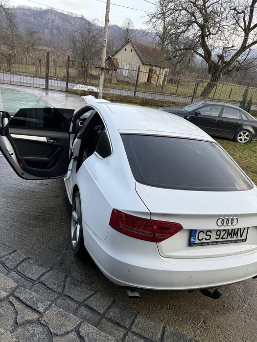 Audi A5 benzina 2L tfsi, s line , plafon negru