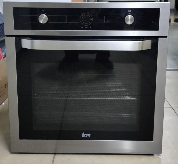 Духовой шкаф Teka