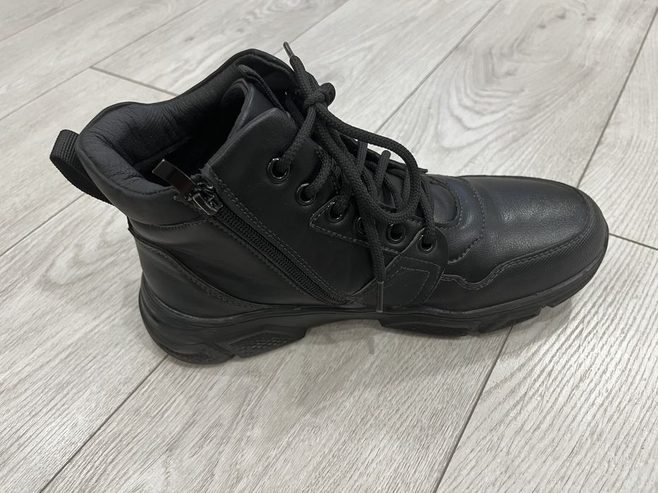 Ботинки демисезонные на мальчика подростка