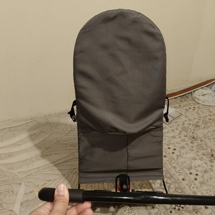 Шезлонг в хорошем состояний