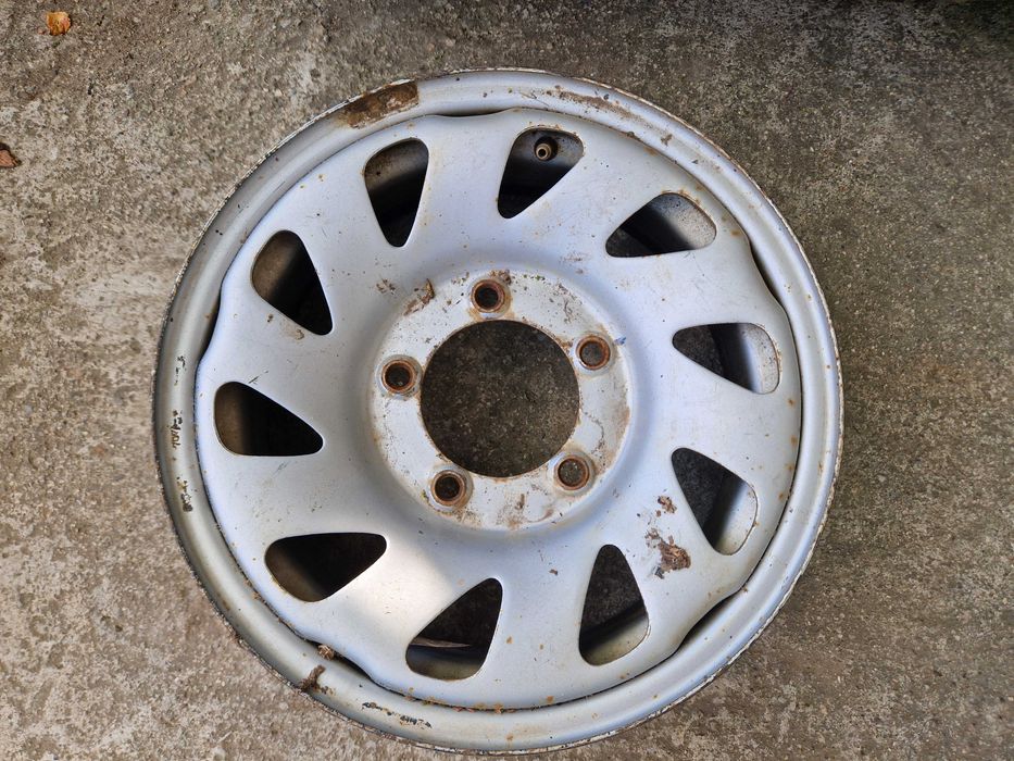 Продавам гуми с джанти SPECIAL TRACK 195/80/R15