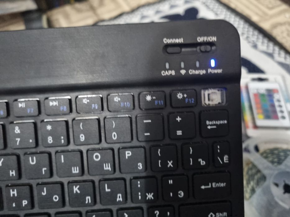 Клавиатура "Bluetooth 3.0 Keyboard"