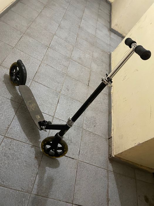 Самокат отлично катается катиться долго