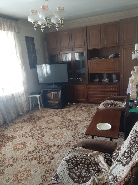 Продаётся 3х комнатная квартира с мебелью в г  Чирчике