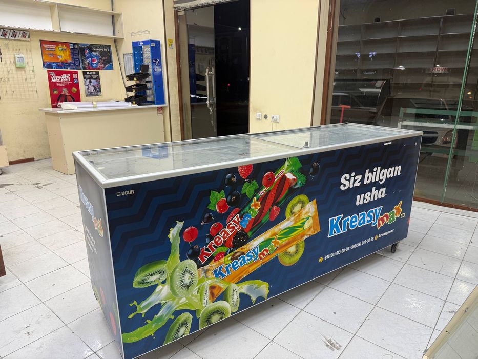Muzlatgich va vetrina sotiladi xolati ideal