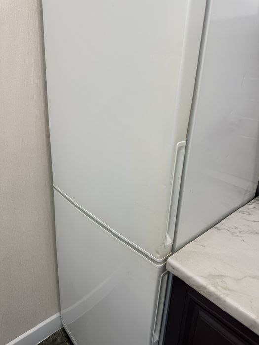 Холодильник LG (бу)