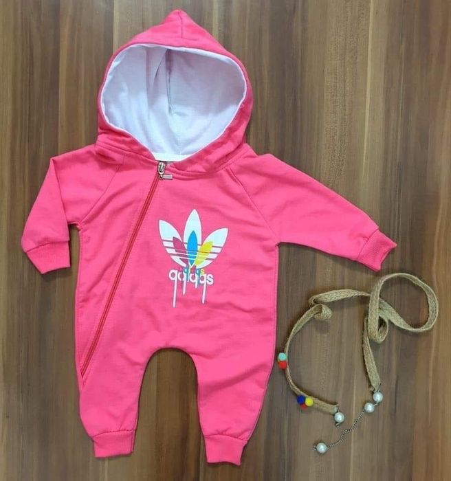 Бебешки ромпъри за момичета и момчета