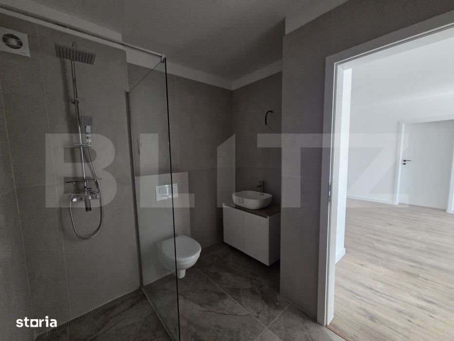 Apartament cu 3 camere, 60 mp, parcare, zona Porii