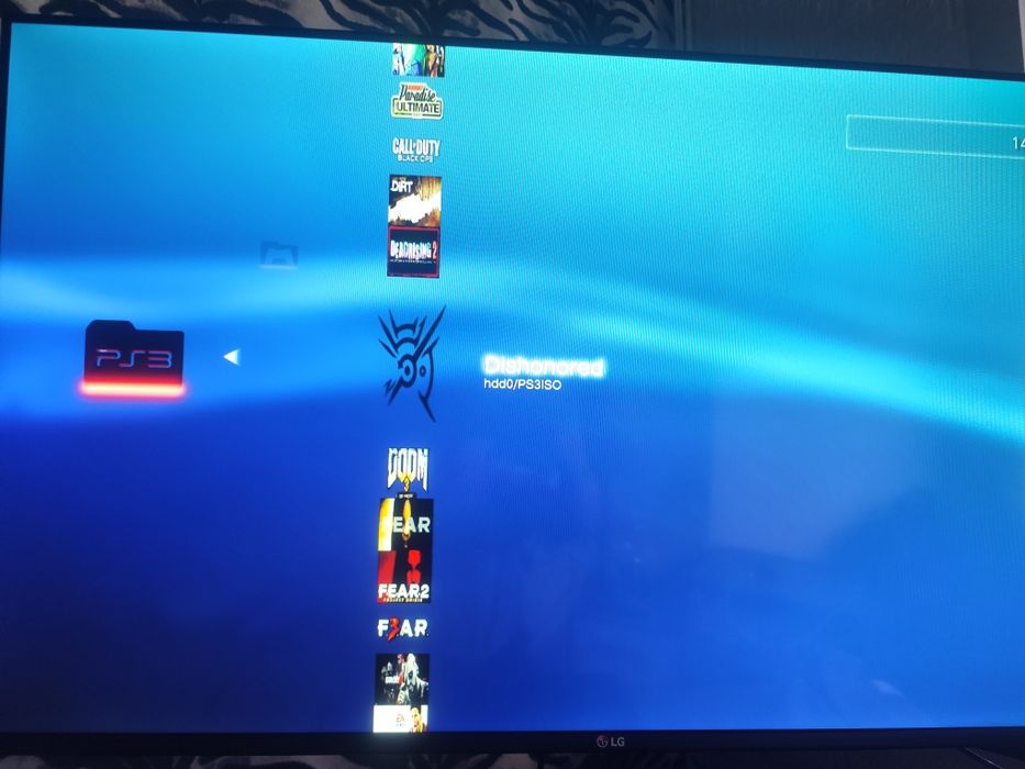 Продам ps3 slim прошитая