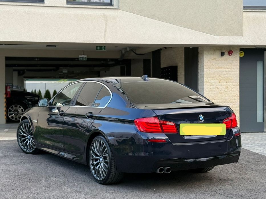 BMW 5 Series 2010 — imagine 3