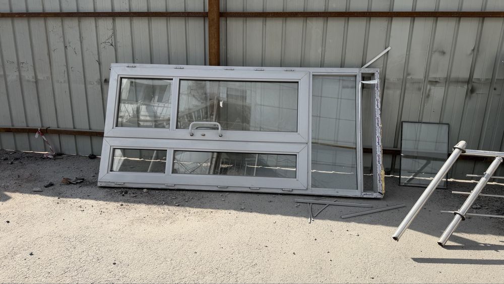 Продам алюминий двери