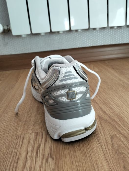 Кроссовки New Balance 1906-r