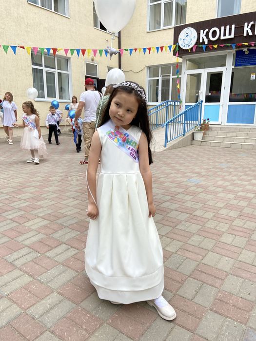 Продам платье бальное