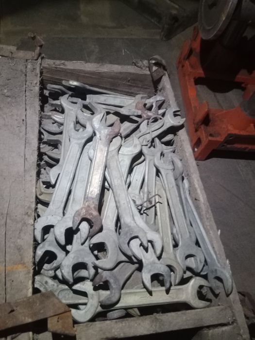 Ключ рожковый хромовый.