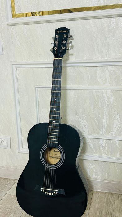 Гитара акустическая