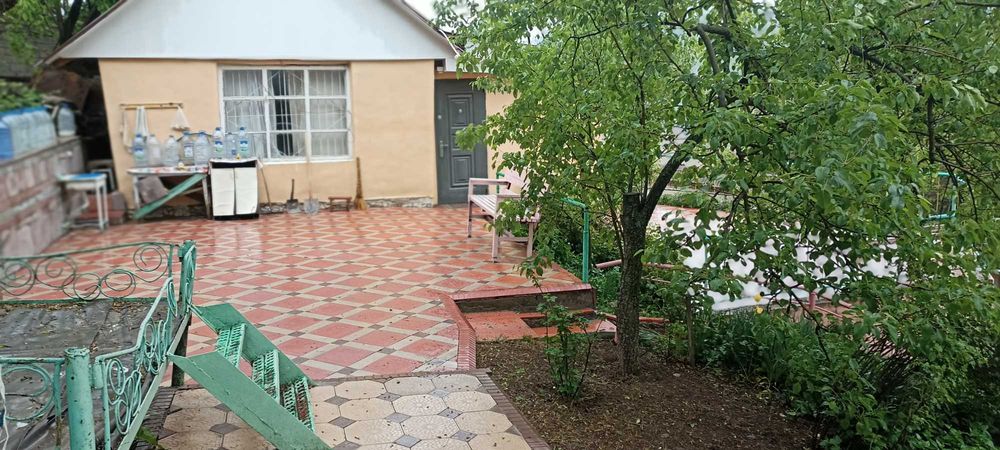 Дача с участком рядом с водохранилищем Чарвак