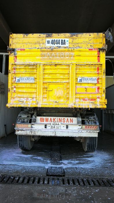 Продаю камаз тягач