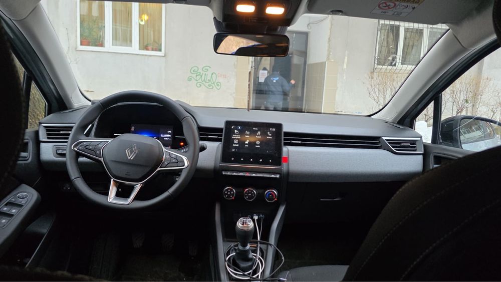 Inchiriez clio benzina / gpl