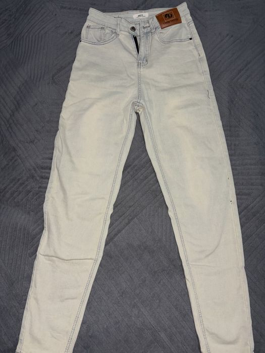Летние джинсы 42-44