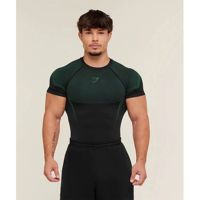 Рашгарды от GYMSHARK