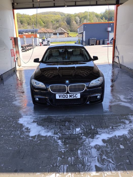 Dezmembrez bmw f10