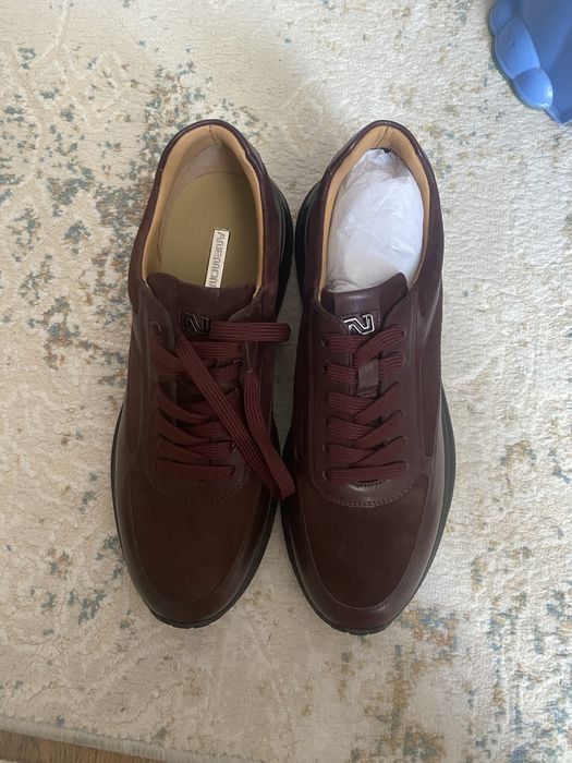 Кожаные кроссовки Anemone