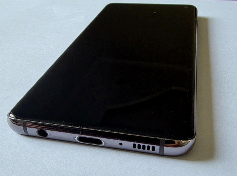 Продам samsung s10 128 gb