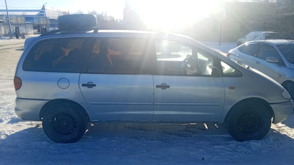 Шарань об 2.8 газ/ бензин автомат