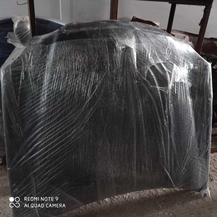 Капот на Mercedes-Benz E-class W211