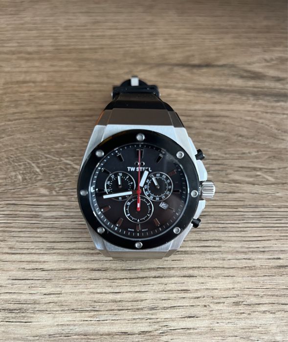 Часовник TW Steel CEO Tech 44mm