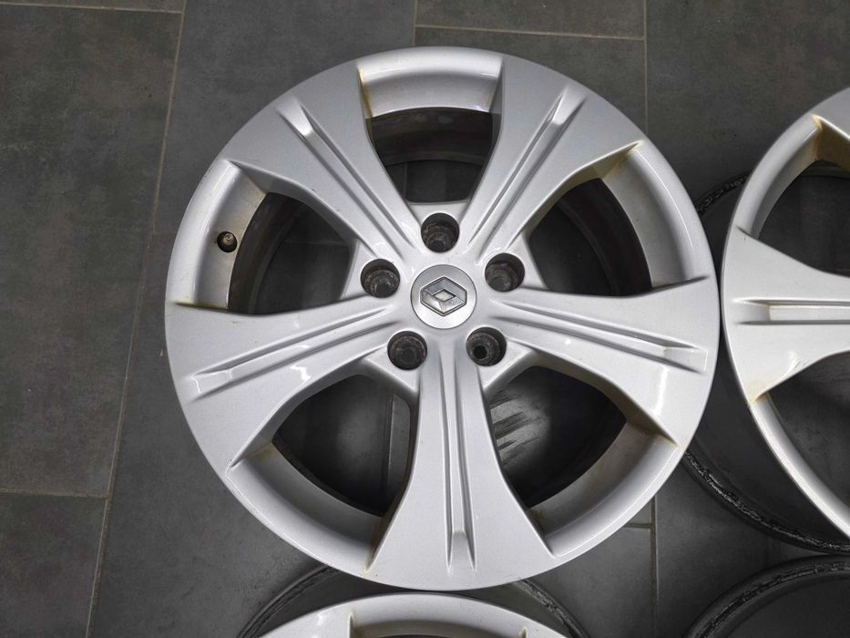 Джанти 17 - Renault