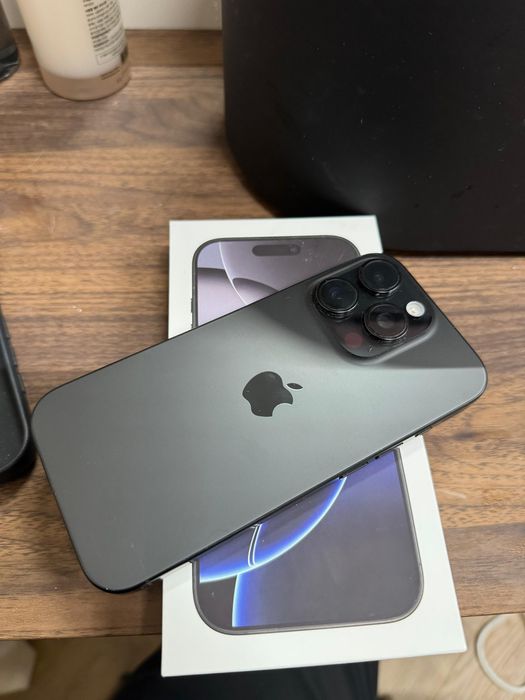 Айфон / iphone 16 pro 256 гигабайт