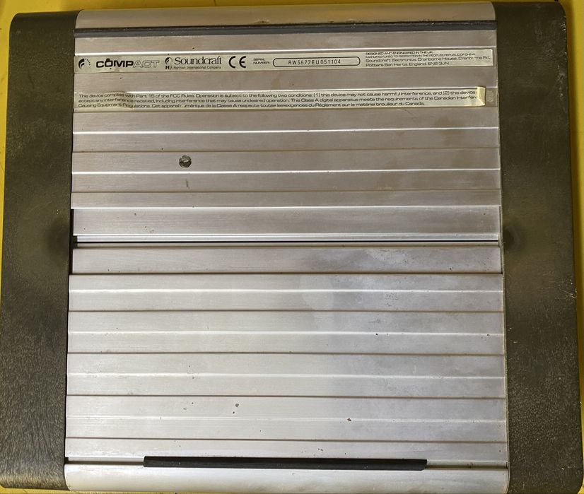 Vand mixer Soundcraft Compact 4