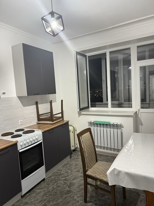 Подселениеге 2кыз керек