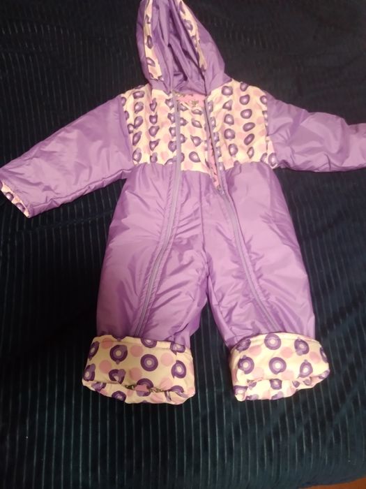 Продам детские комбинезоны