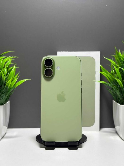 Apple iPhone 17 256GB, зеленый