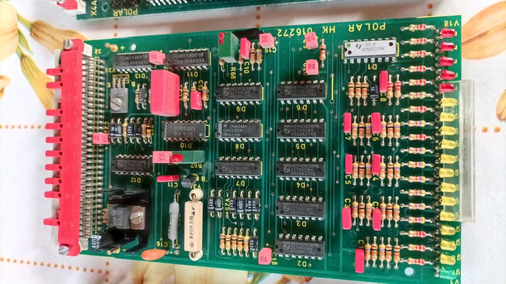 Carduri electronice ghilotina Polar. Executam și reparatii !