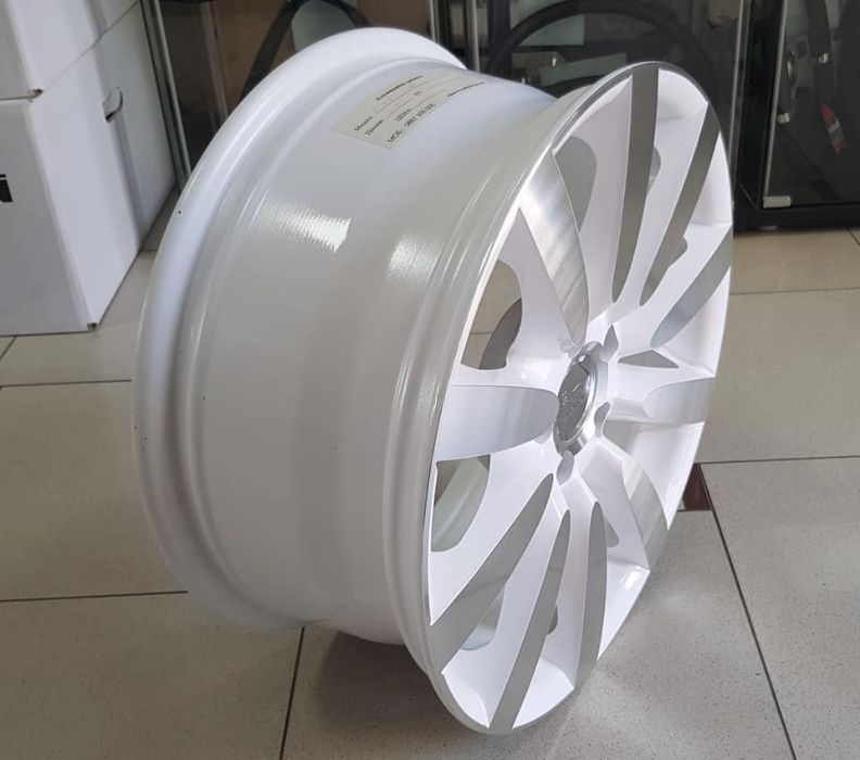 Ал. Джанти MAM 7 FELGEN   8х18 5х112 ЕТ35  AUDI VW SKODA MERCEDES