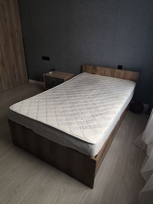 Продам кровать 120х200