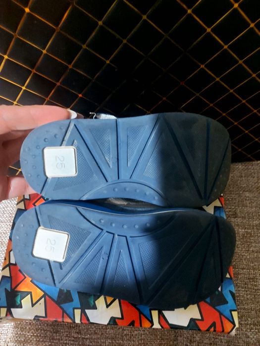 Детская летняя обувь. 25 размер. Кожа. Бренд PERLINA