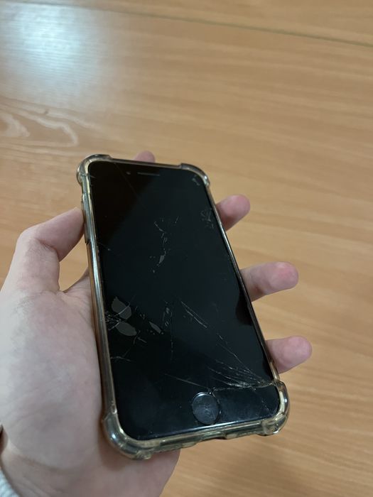 Айфон 7,акум 100% торг!