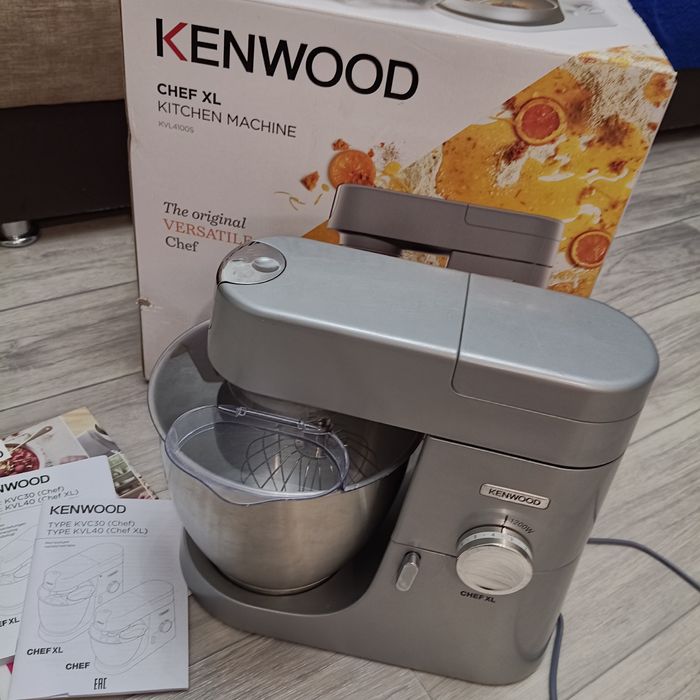 Продам кухонную машину Kenwood