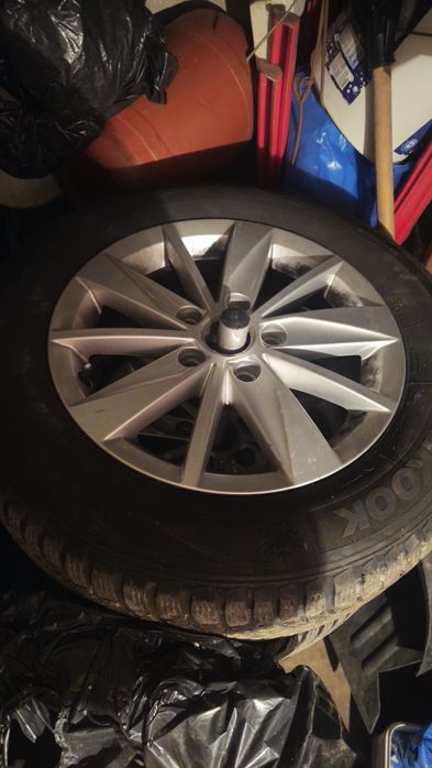 Cauciucuri iarnă plus jante aliaj