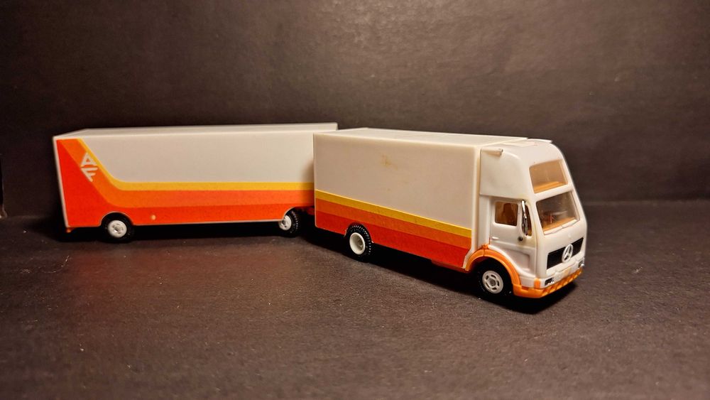 Камиончетa модели HERPA AWM 1/87