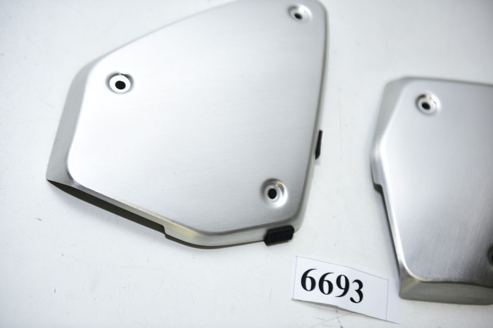 OEM Honda CB1000R SC 80 2018-2021 Grilă aluminiu stânga / dreapta