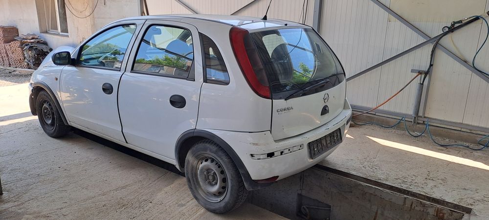 Opel Corsa C Z10XE /Опел Корса ц З10ХЕ на- части