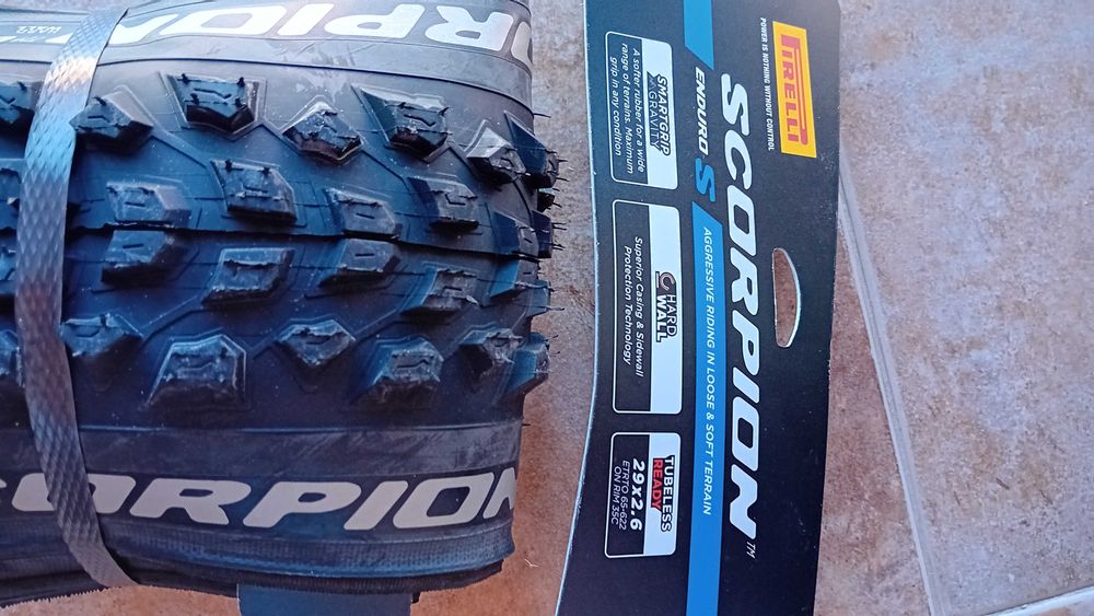 Външна гума за колело Пирели Скорпион 29 инча х 2.6 Pirelli Scorpion